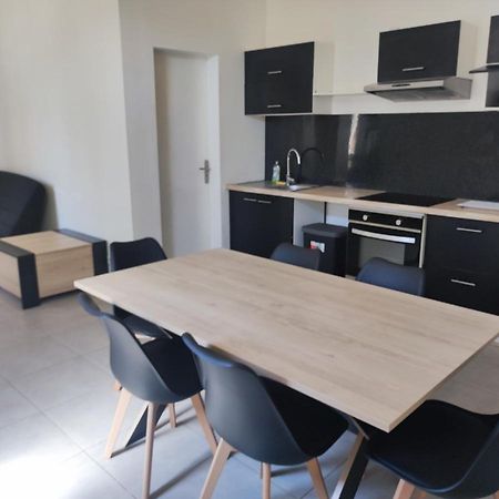 Appartement Dans Partie De Mas En Camargue Арл Екстериор снимка