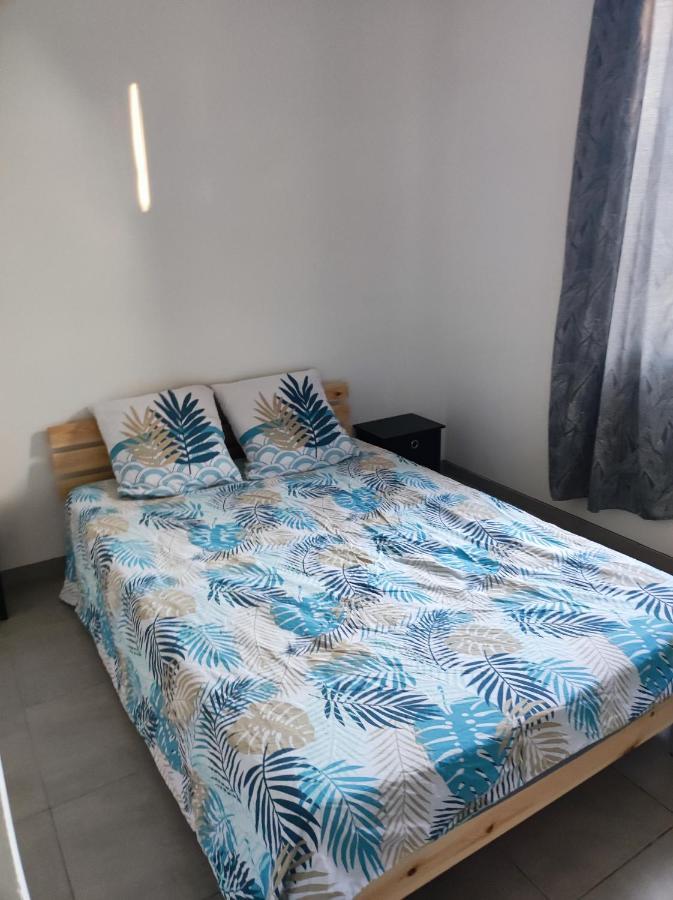 Appartement Dans Partie De Mas En Camargue Арл Екстериор снимка